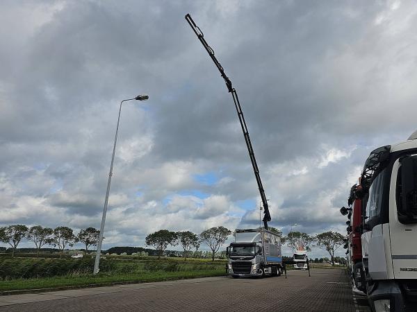VOLVO - FM 410