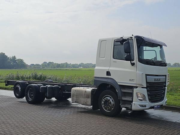 DAF - CF 460