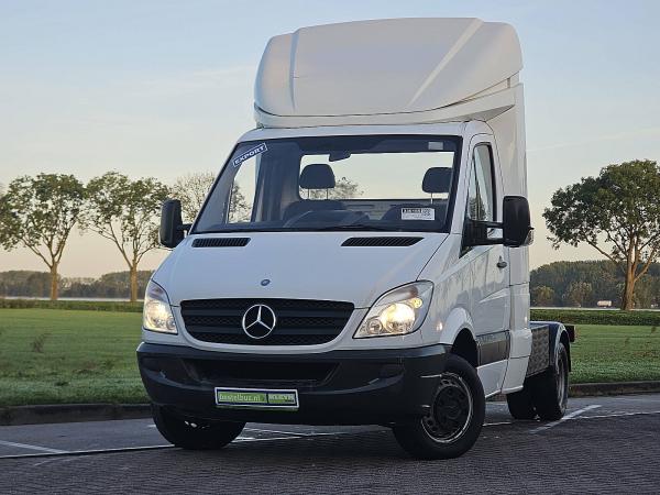 MERCEDES-BENZ - SPRINTER 519