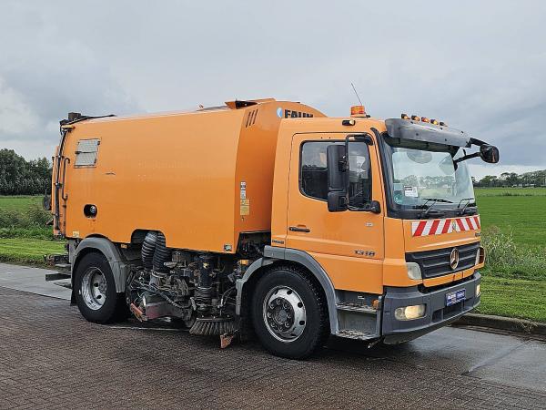 MERCEDES-BENZ - ATEGO 1518