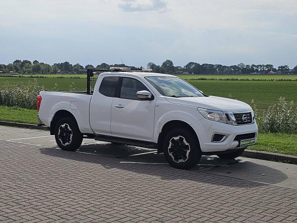 NISSAN - NAVARA 2.3