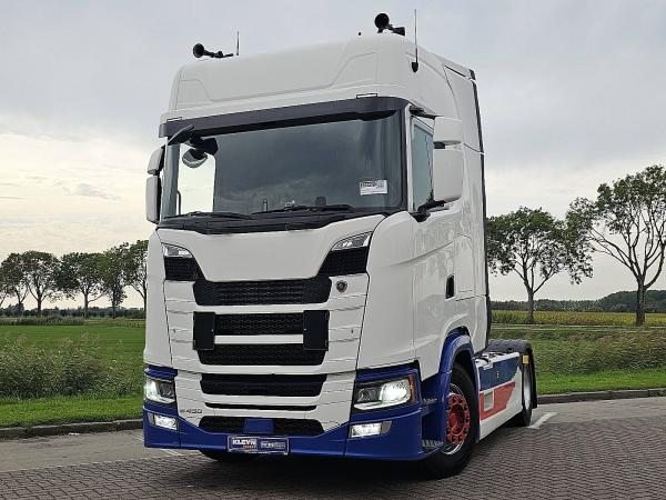 SCANIA - S450