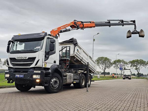 IVECO - AD260T48 TRAKKER