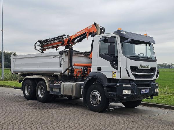 IVECO - AD260T48 TRAKKER