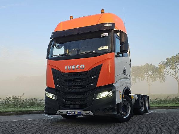 IVECO - S-WAY AS440S48