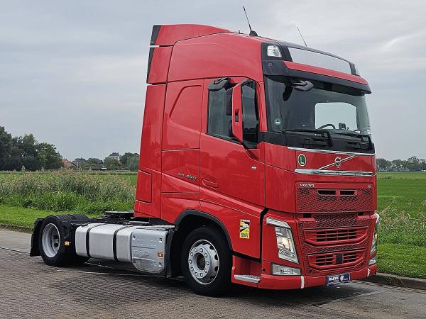 VOLVO - FH 460