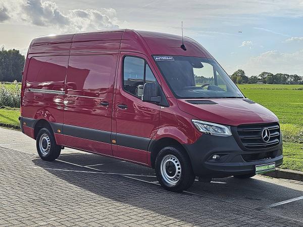 MERCEDES-BENZ - SPRINTER 319